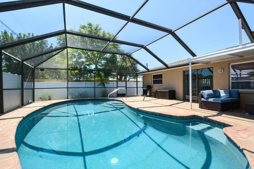 Cozy, Fido-Friendly Pool Home Just 4 Miles To The Beach! Venice Eksteriør bilde